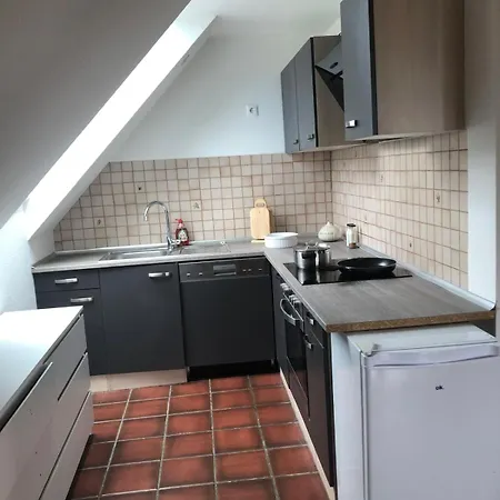 Neu Renovierte In Alter Schule Apartman Hattgenstein