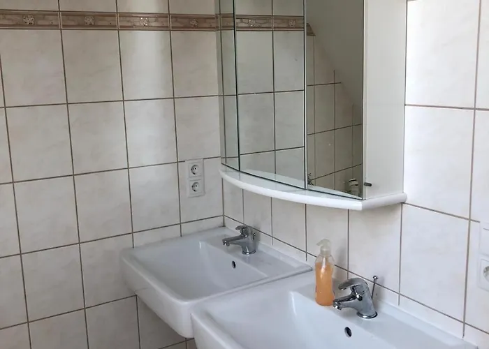 Neu Renovierte In Alter Schule *